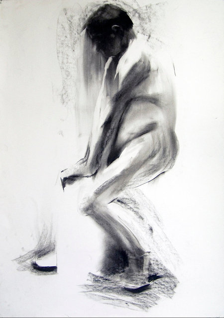 Mężczyzna siedziący, rys. węglem 70x100 2010