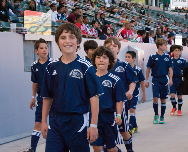 Chivas vs FC Dallas Halftime Game