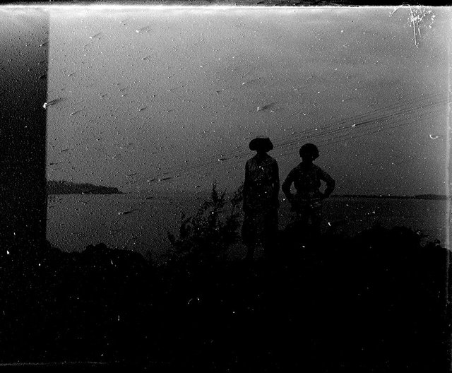 Failed images #14, Waiting for Godot