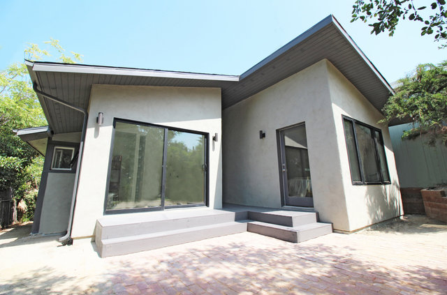 Hilltop House Addition