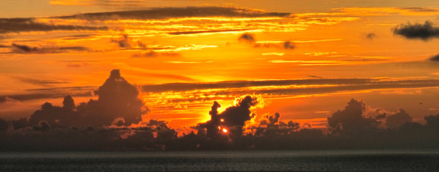 MBPanorama64A.JPG