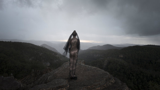 Wildēornes Land #3 - Grose Valley, 2017 Nicole Welch