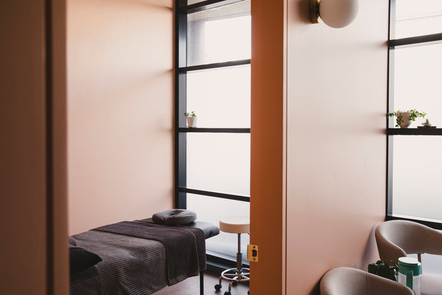 Sydney Interiors Commercial Photographer Sam McAdam-Cooper-01.jpg