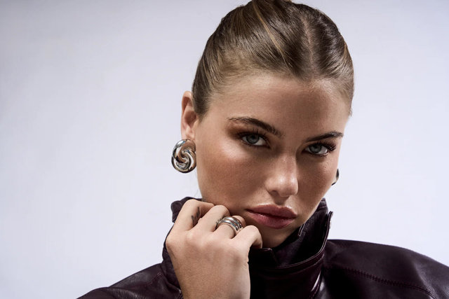 MARTHA_CALVO_HOLIDAY_0428_1600x.jpg