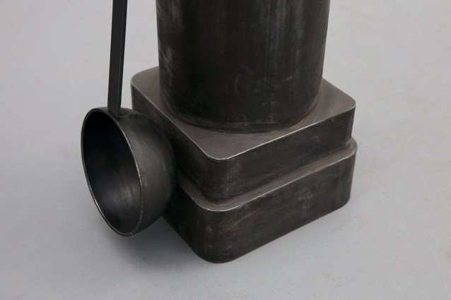 Lipstick Dilemma II, 2018-2019, detail. Iron, wood, melamine. 20 x 66 x 161 cm