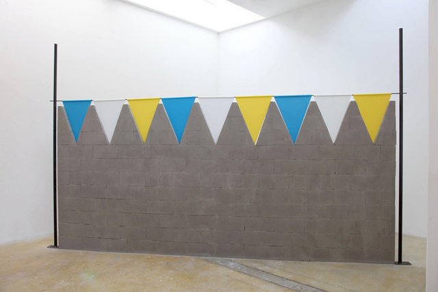 Guirlande, 2016.Concrete, metal, enamel paint. 560 x 350 x 10 cm. Studio view.