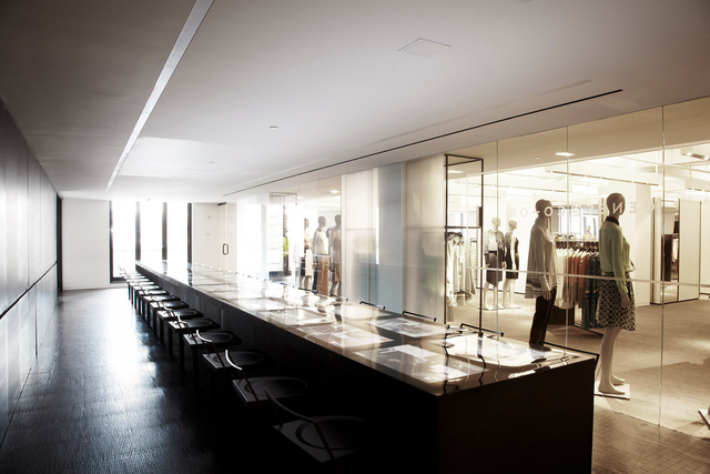 020_Barneys_2x4-020.jpg
