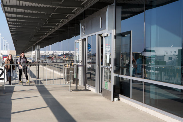 Lena_LBairportSct-054.jpg