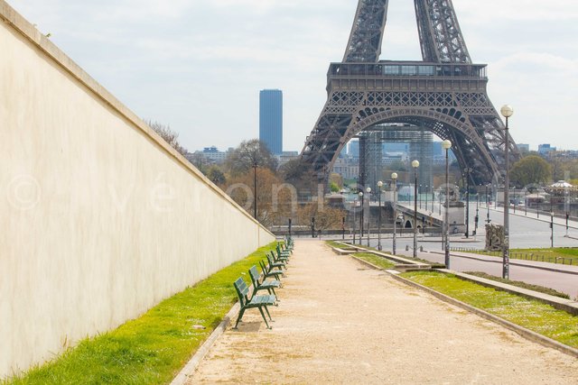 C19, Paris Surreal - all contents © veronique fel