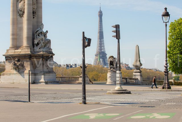 C19, Paris Surreal - all contents © veronique fel