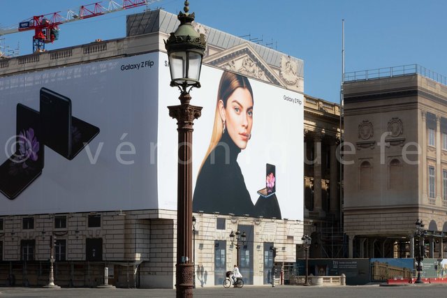 C19, Paris Surreal - all contents © veronique fel