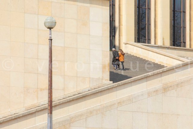 C19, Paris Surreal - all contents © veronique fel