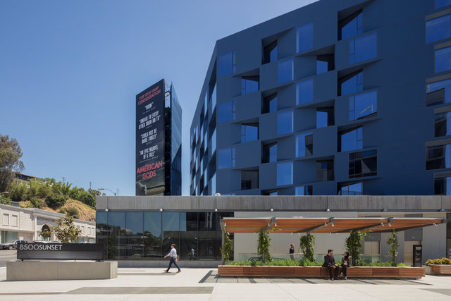 Lena_SLC_Residences_PublicSpaceDay-2_036_WEB.jpg