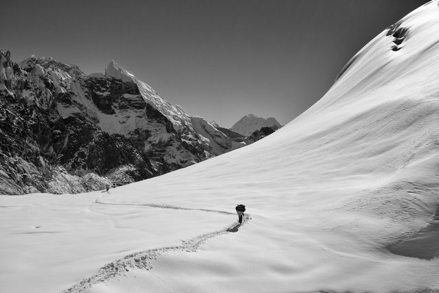 nepal_trek.jpg