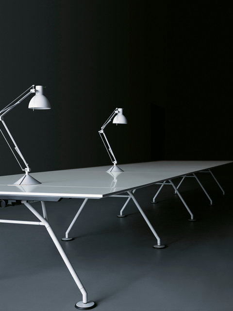 0350-nomos-table_portrait2.jpg
