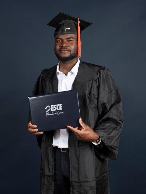 2026_ESCE_DIPLOMES-049.jpg