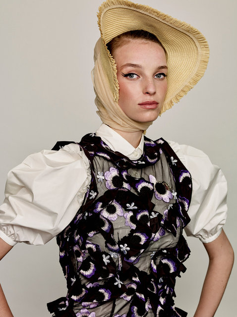 Harpers Bazaar NL May 2019