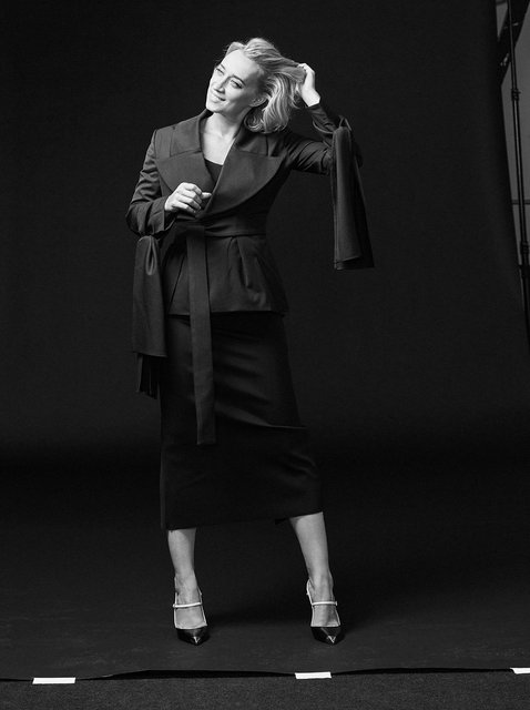 Eva Jinek for Harpers Bazaar NL 2017