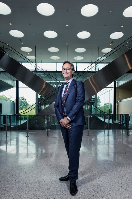 Jaap van Dam PGGM. Financial Investigator