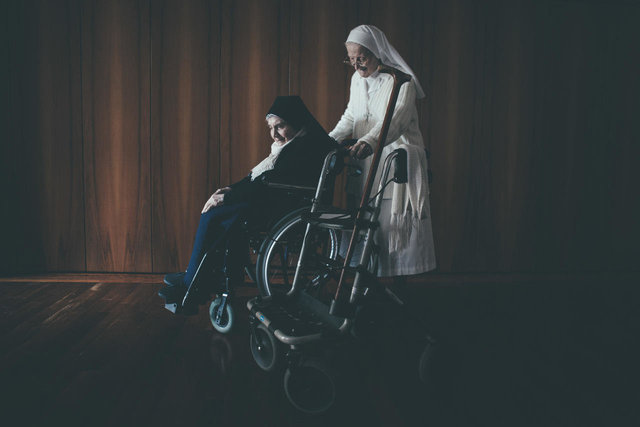 d63RVNNuQw6ecJHZmvCA_nuns-6.jpg
