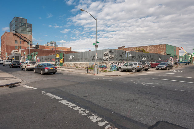 Wythe and North 13th St., Williamsburg