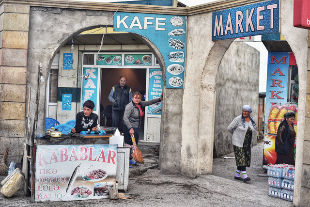auf dem Weg nach Xinaliq