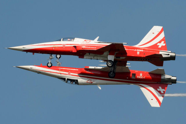 Patrouille Suisse - Air14 - 2014