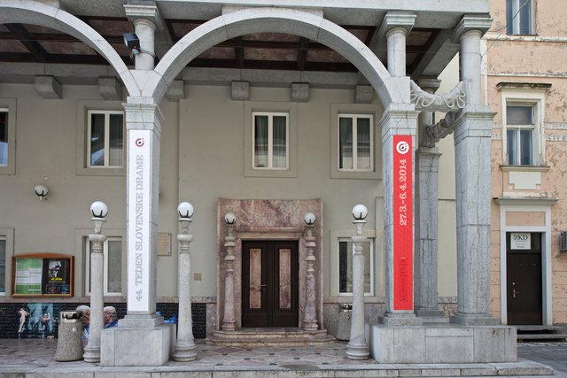 4AR_8651 - Version 2.jpg