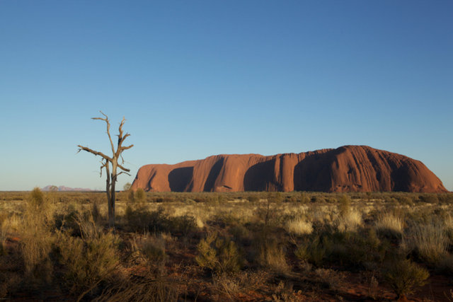 Uluru serie, 06