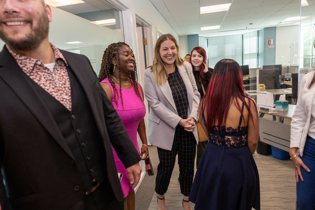 22Sonesta-ELEVATE Graduation_16.jpg