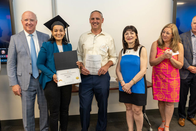 22Sonesta-ELEVATE Graduation_115.jpg