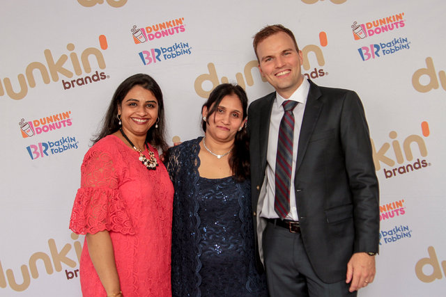 Dunkin17-FranchiseeAwards_160.jpg