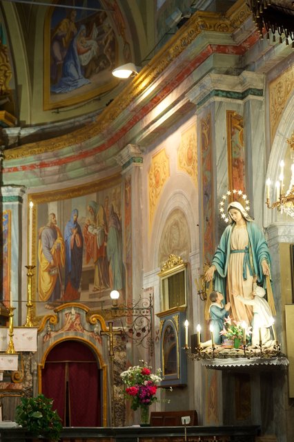 Virgin Mary, Alter Santa Maria