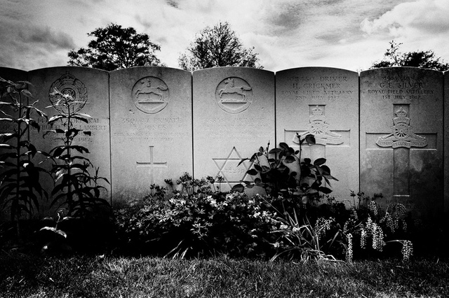 Vlamertinge_Brandhoek military cemetery_6840.jpg