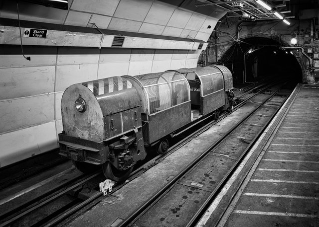Mail Rail 19