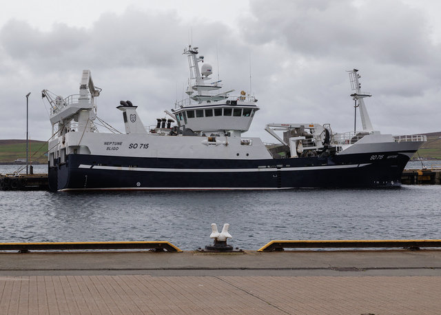 SO 715 Neptune Sligo, Victoria Pier