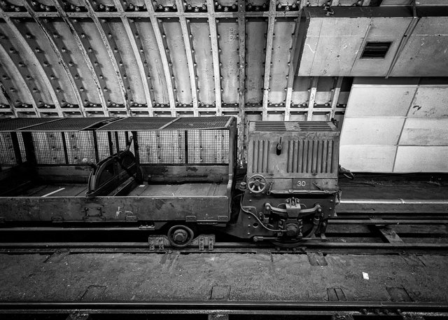 Mail Rail 14