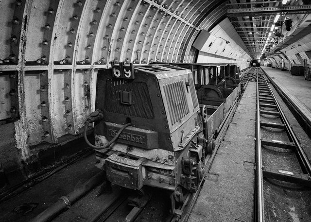Mail Rail 12