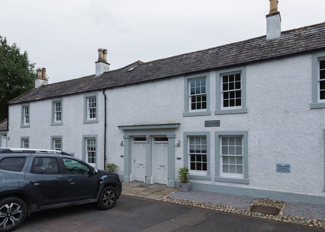 Ann Street (exterior shots of the Green Man Inn)