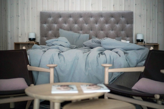 9_artic bath copy.jpg