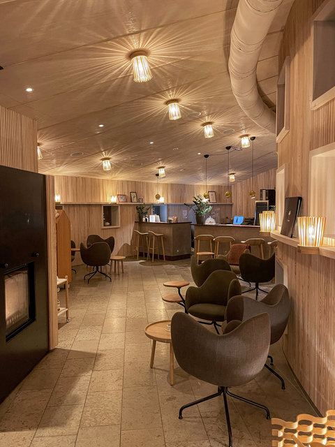 3_artic bath copy.jpg