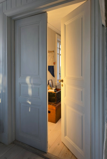 open door light copy.jpg