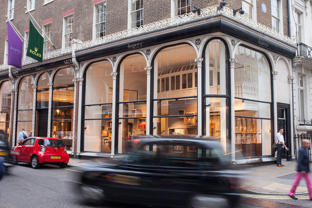 Mayfair Traditions for the Financial Times