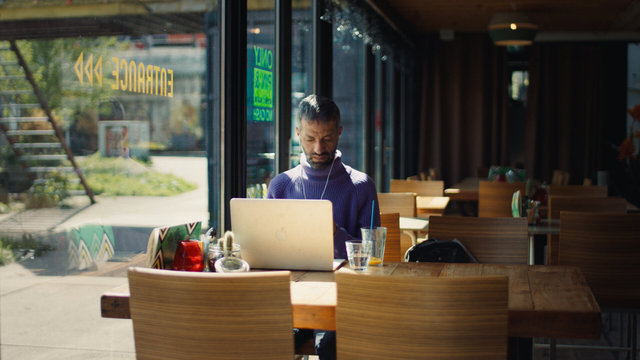 Still 2025-03-11 102126_1.221.1.tif