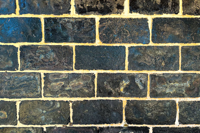 Slag brick wall (1)