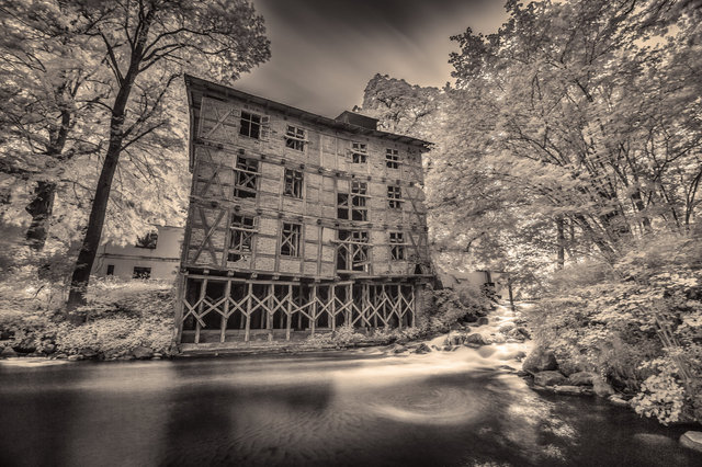 Old Watermill At Głęboczek