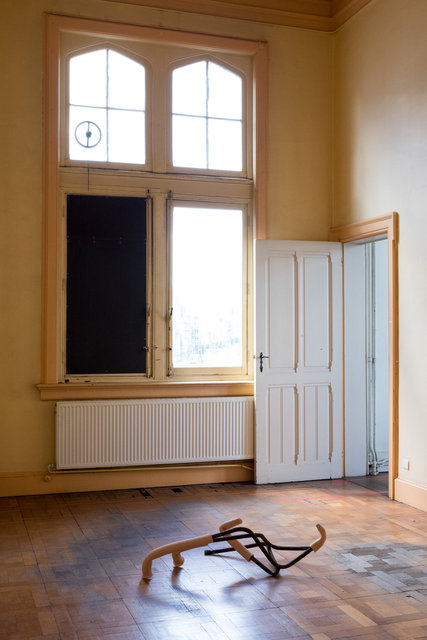 SYSTEM MALFUNCTION - BEHIND CLOSED WALLS - 2019