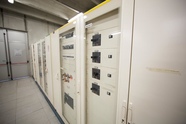 telcha sala quadri 2016-0426.jpg