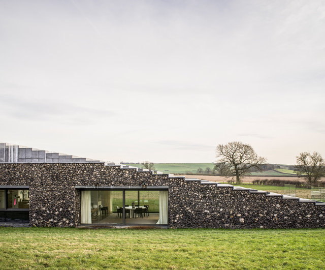 Flint House Waddesdon. Skene Catling de la Peña Architects