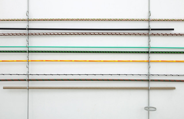 On The Ropes VII, 2012, 258 x 365 x 15 cm